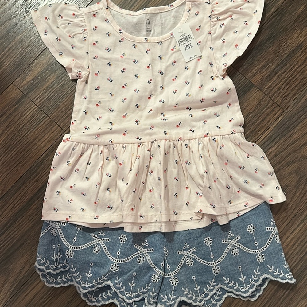 GAP short outfit - new with tags
